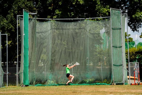 Johanne Plock-Girmann (SVG GW Bad Gandersheim) beim Hammerwurf am 03.07.2022 waehrend den NLV+BLV Leichtathletik-Landesmeisterschaften im Jahnstadion in Goettingen (Tag 1)